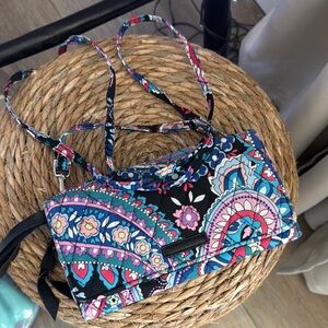 Vera Bradley wristlet/ crossbody Black and Blue Bag with Stylish Design.